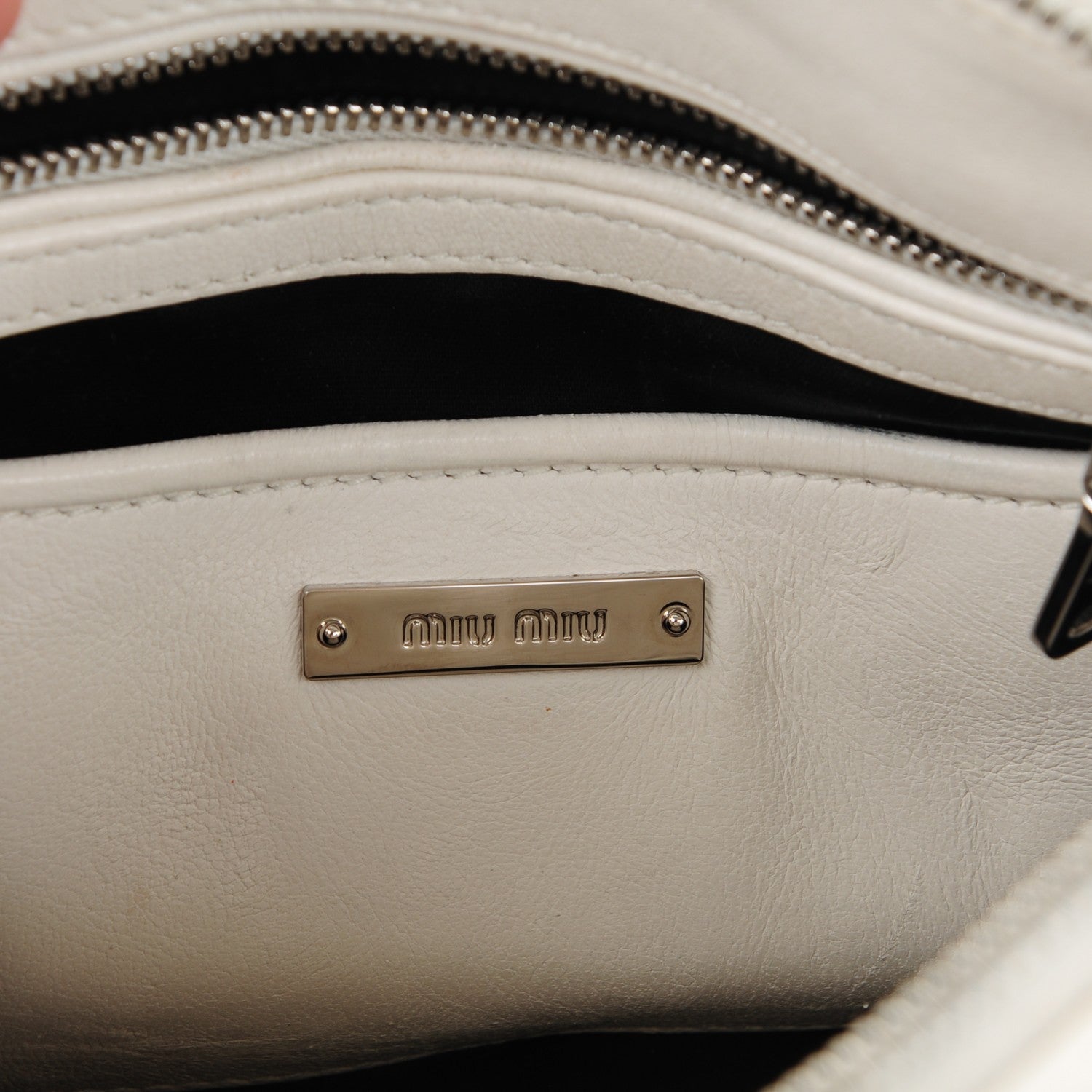 Miu Miu Nappa Matelasse Lux Mini Crossbody Tote Bianco 6 of 9