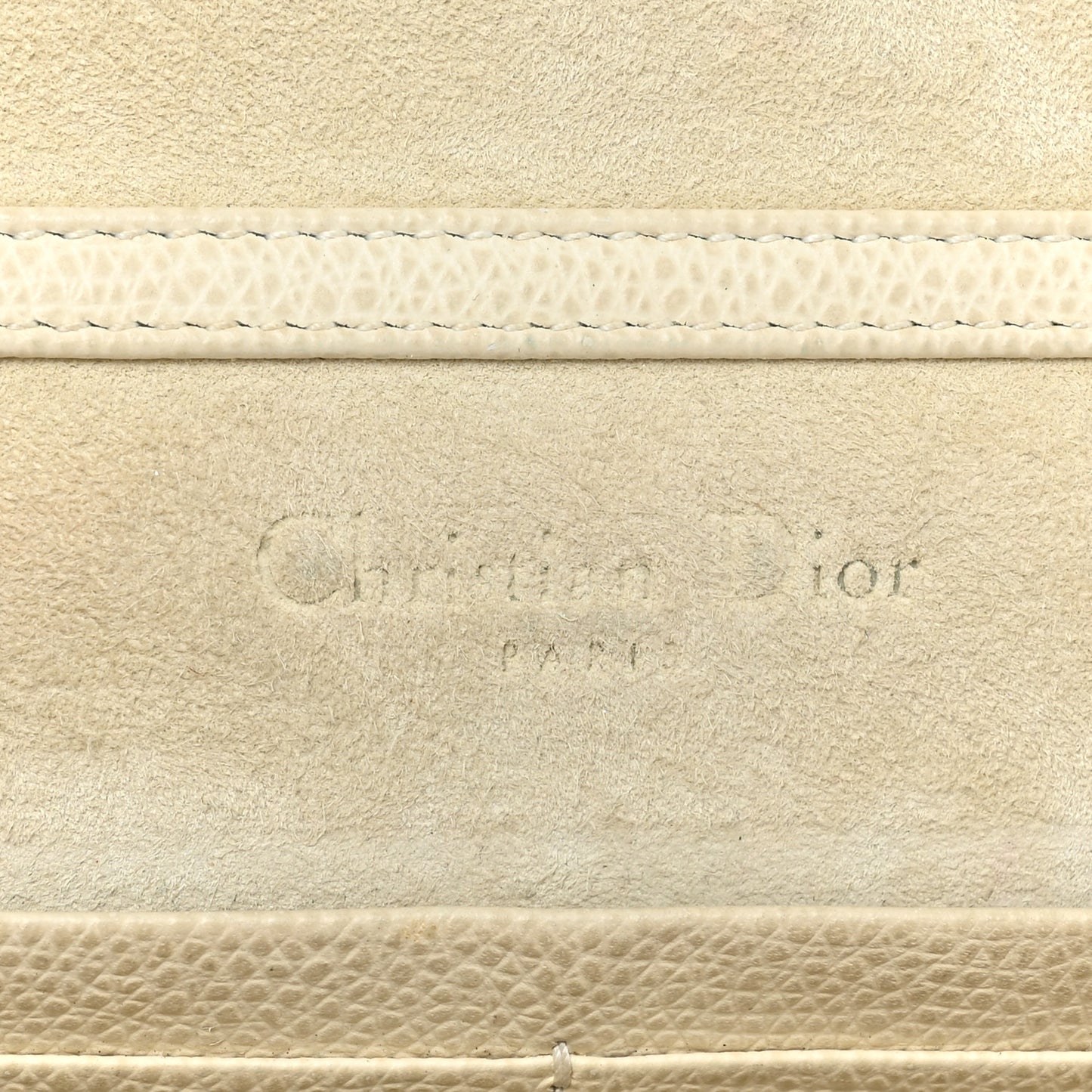 Grained Calfskin Saddle Chain Pouch Off White