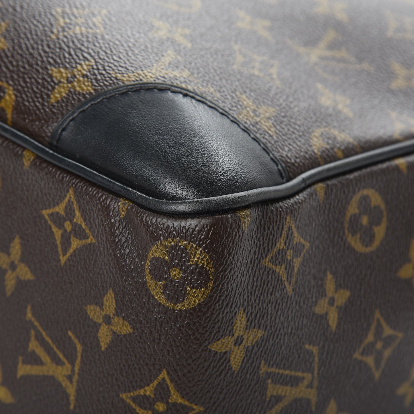 Monogram Macassar Porte-Documents Voyage GM