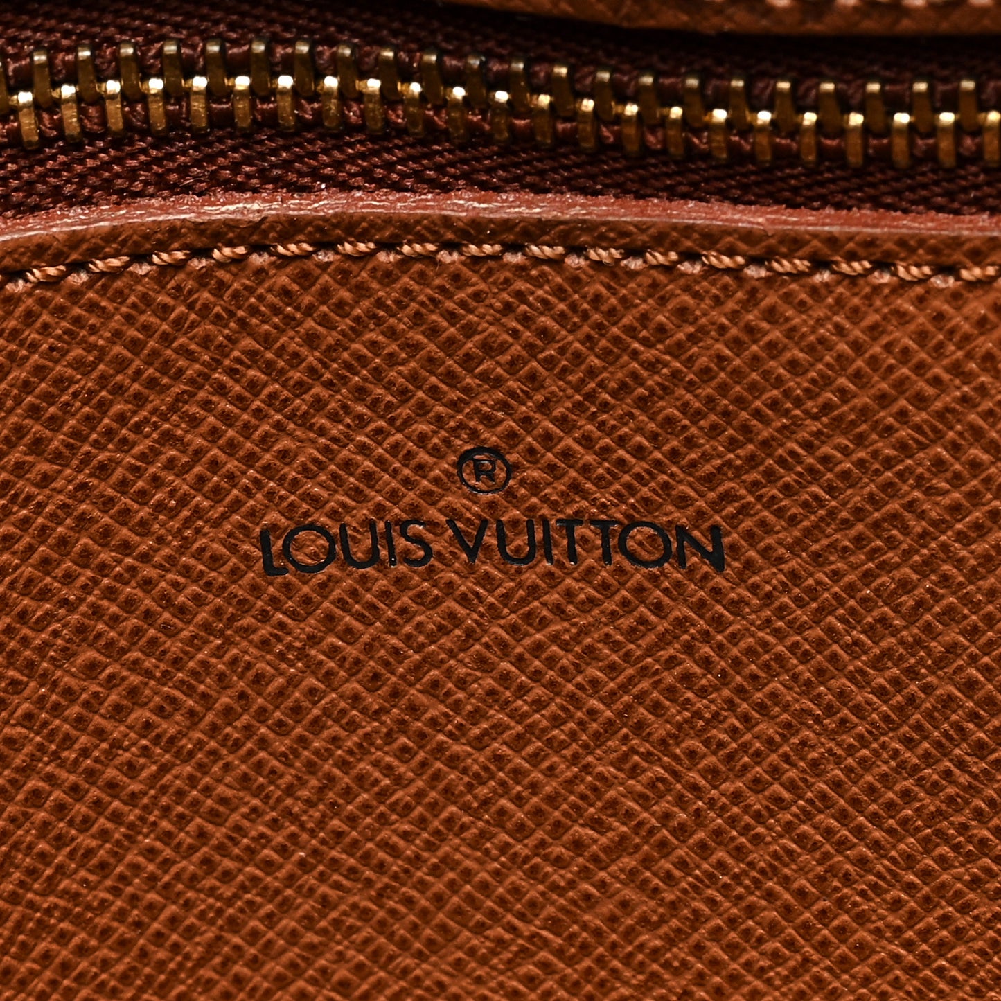 Monogram Jeune Fille