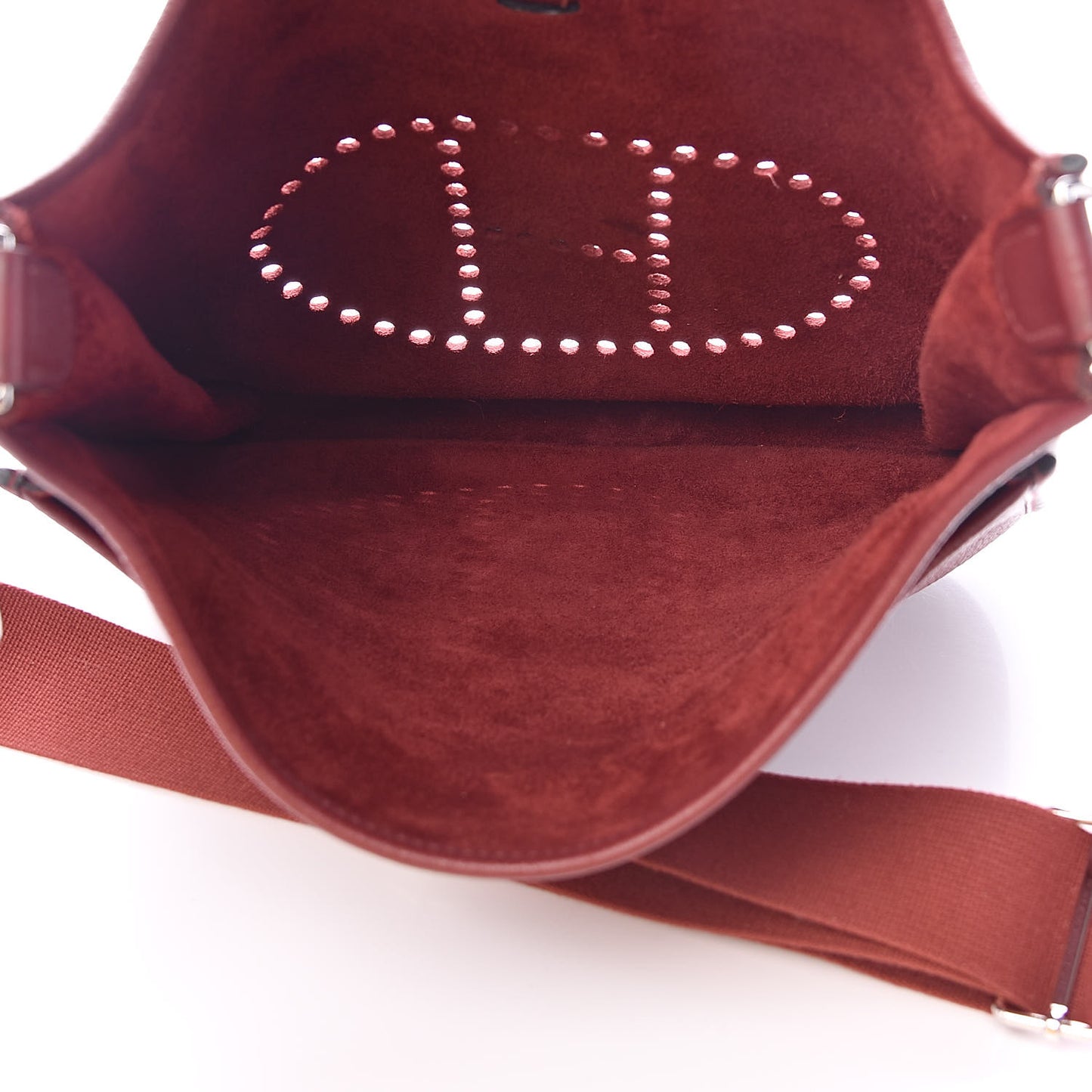 Taurillon Clemence Evelyne III GM Rouge H