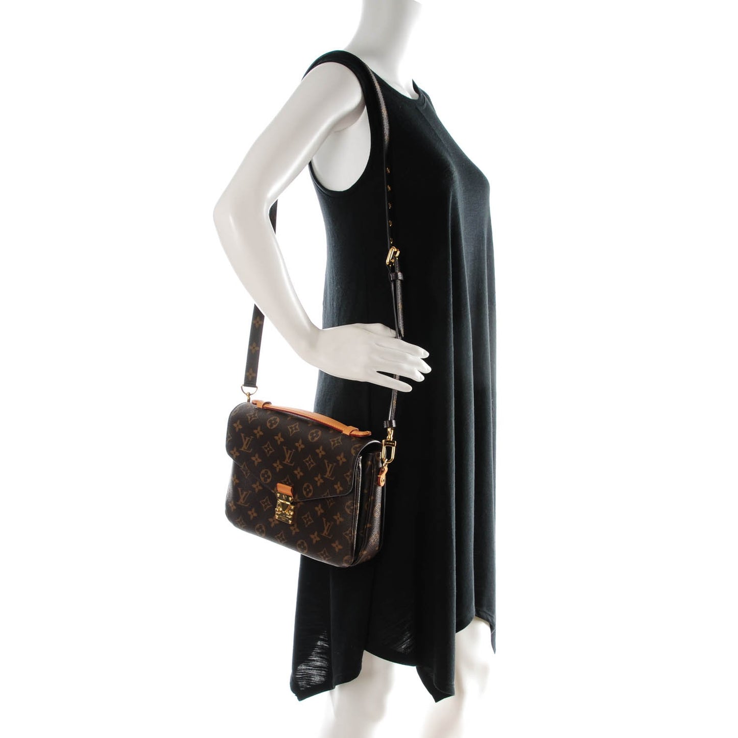 Monogram Pochette Metis