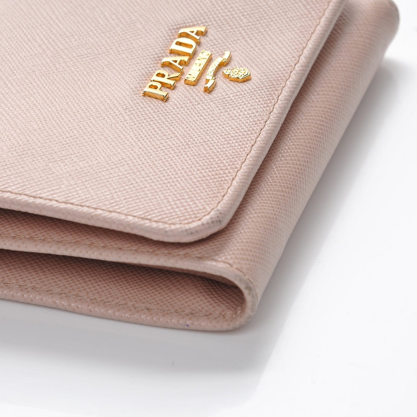 Saffiano Metal Tri-Fold Compact Wallet Cipria