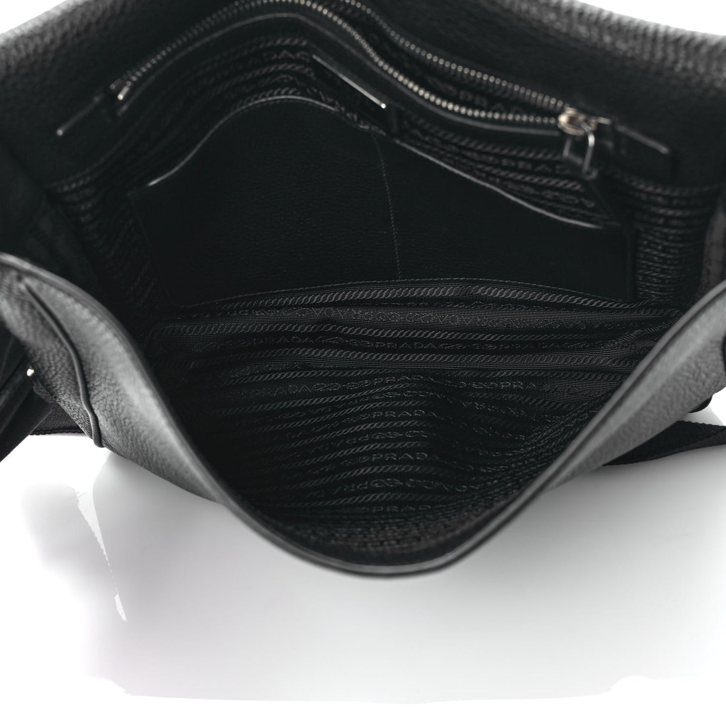 Vitello Daino Flat Flap Messenger Bag Black