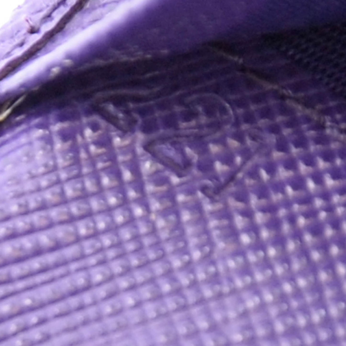Saffiano Compact Wallet Viola