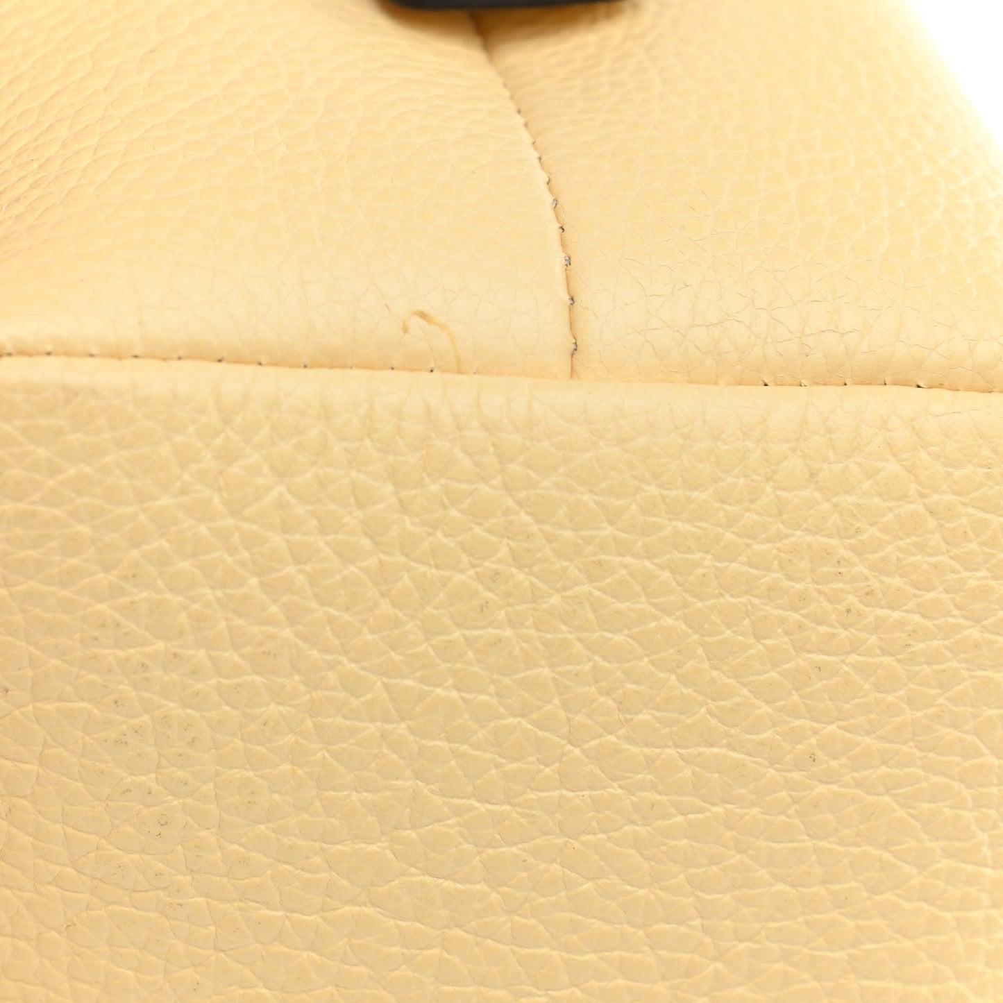 Calfskin Small Daria Softy Yellow