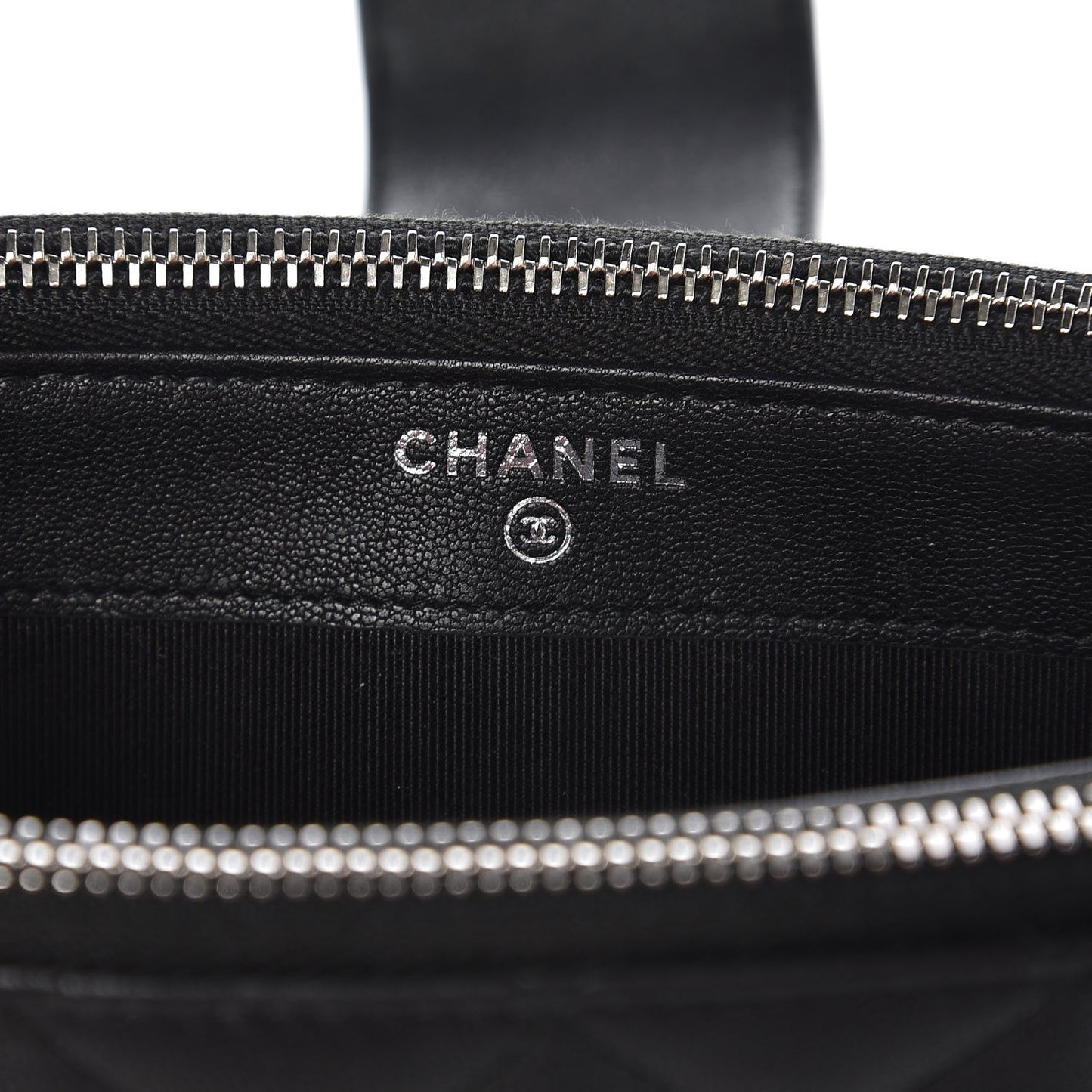 Caviar Quilted CC Box Clutch With Chain Black