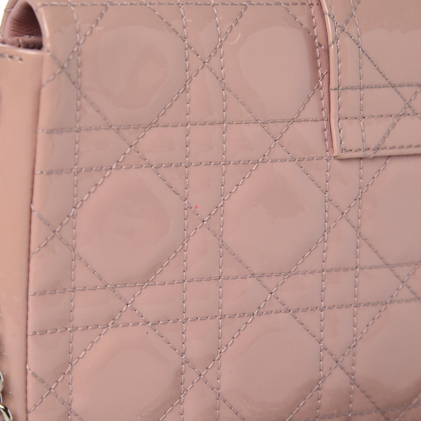 Patent Cannage New Lock Pouch Light Pink