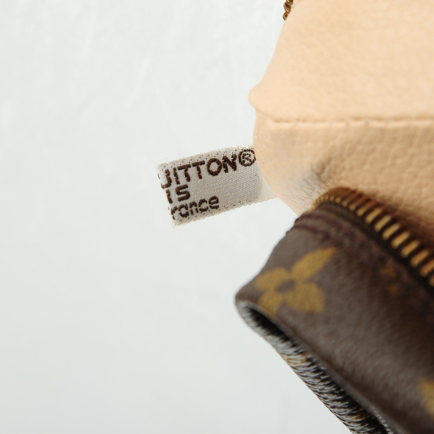 Louis Vuitton Monogram Trousse Toilette 23 7 of 9