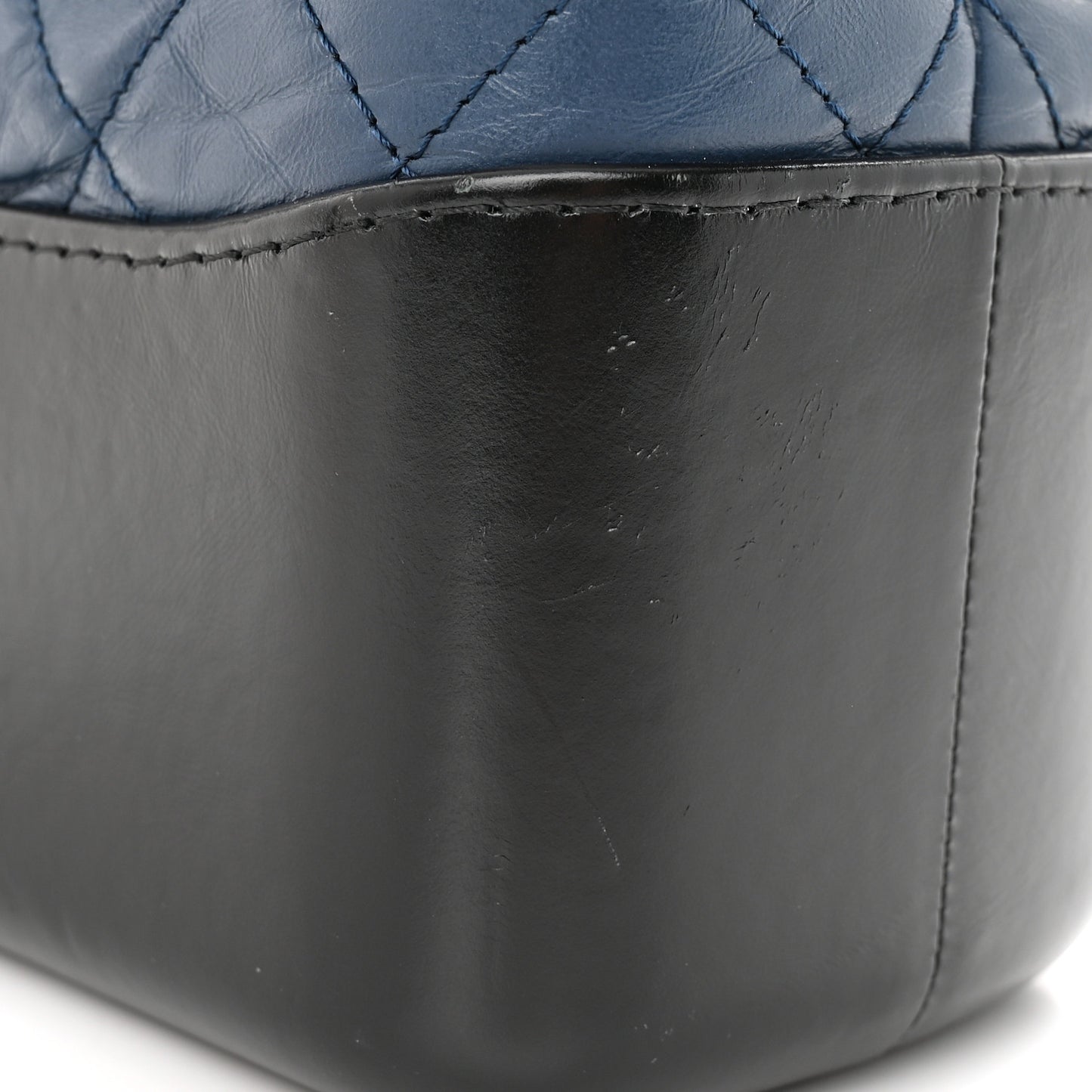 Aged Calfskin Quilted Medium Gabrielle Hobo Navy Black