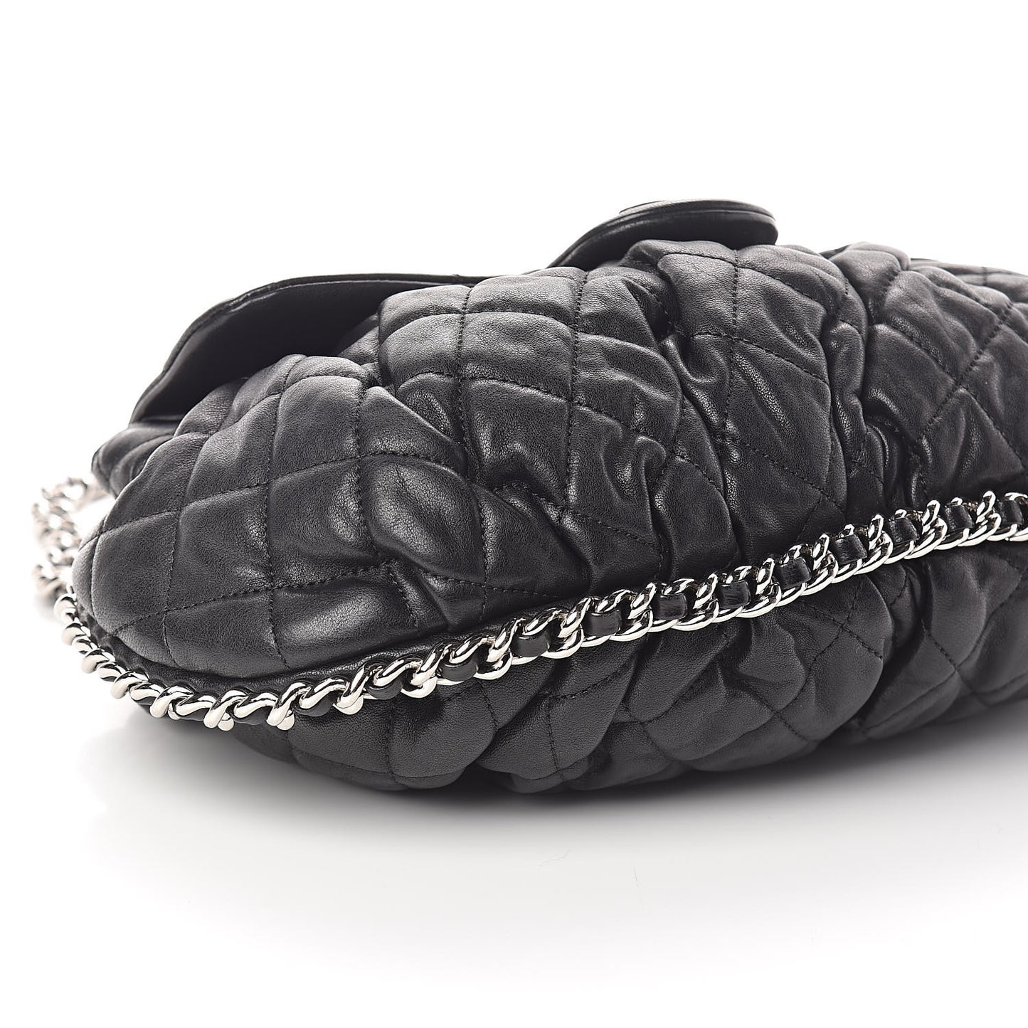 Washed Lambskin Quilted Medium Chain Around Messenger Black