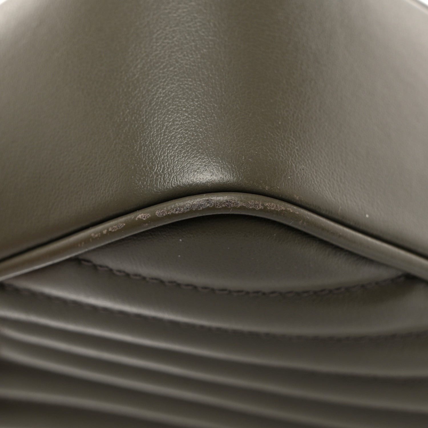 Saint Laurent SAINT LAURENT Calfskin Matelasse Monogram Lou Camera Bag Dusty Grey 13 of 14
