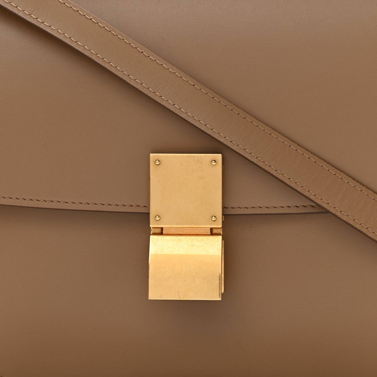 Box Calfskin Medium Classic Box Flap Bag Taupe