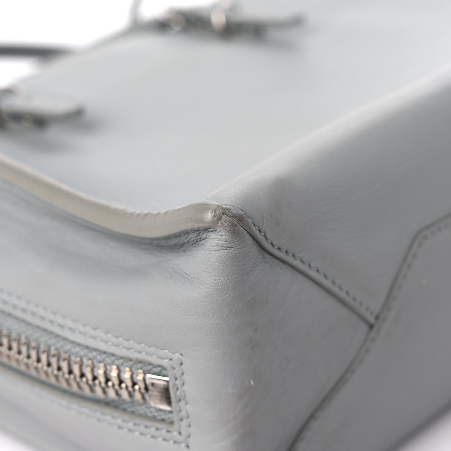 Calfskin Papier Mini A4 Zip Around Tote Gris Glace