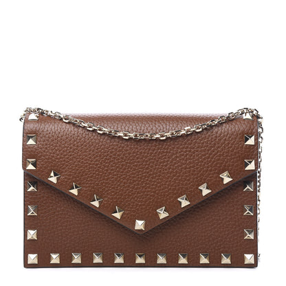 Valentino Garavani Pebbled Calfskin Rockstud Envelope Wallet on Chain Bright Cognac 1 of 8