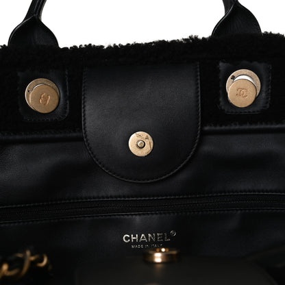Chanel Shearling Large Deauville Tote Black 19 of 19