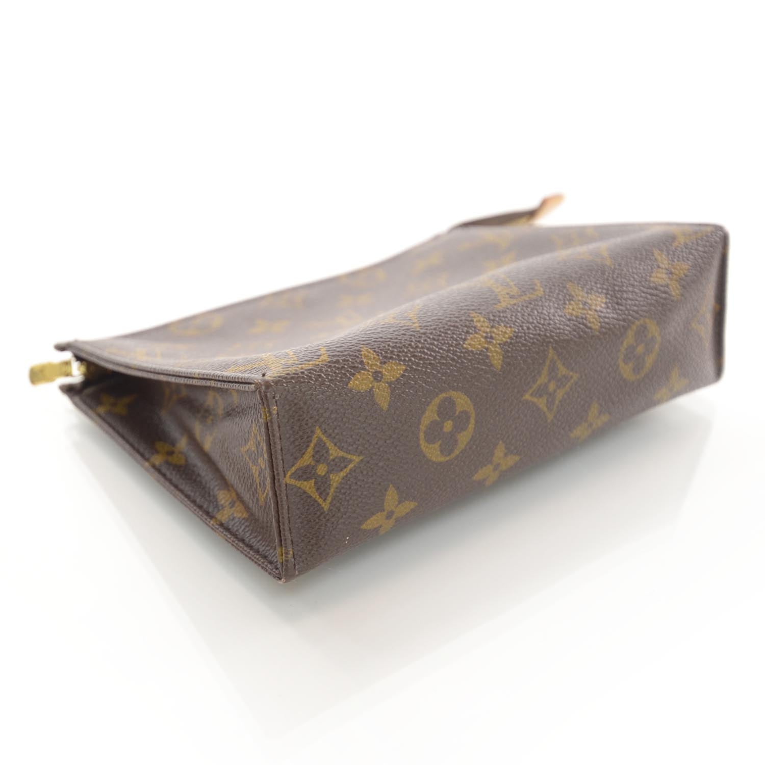 Louis Vuitton Monogram Toiletry Pouch 19 4 of 7