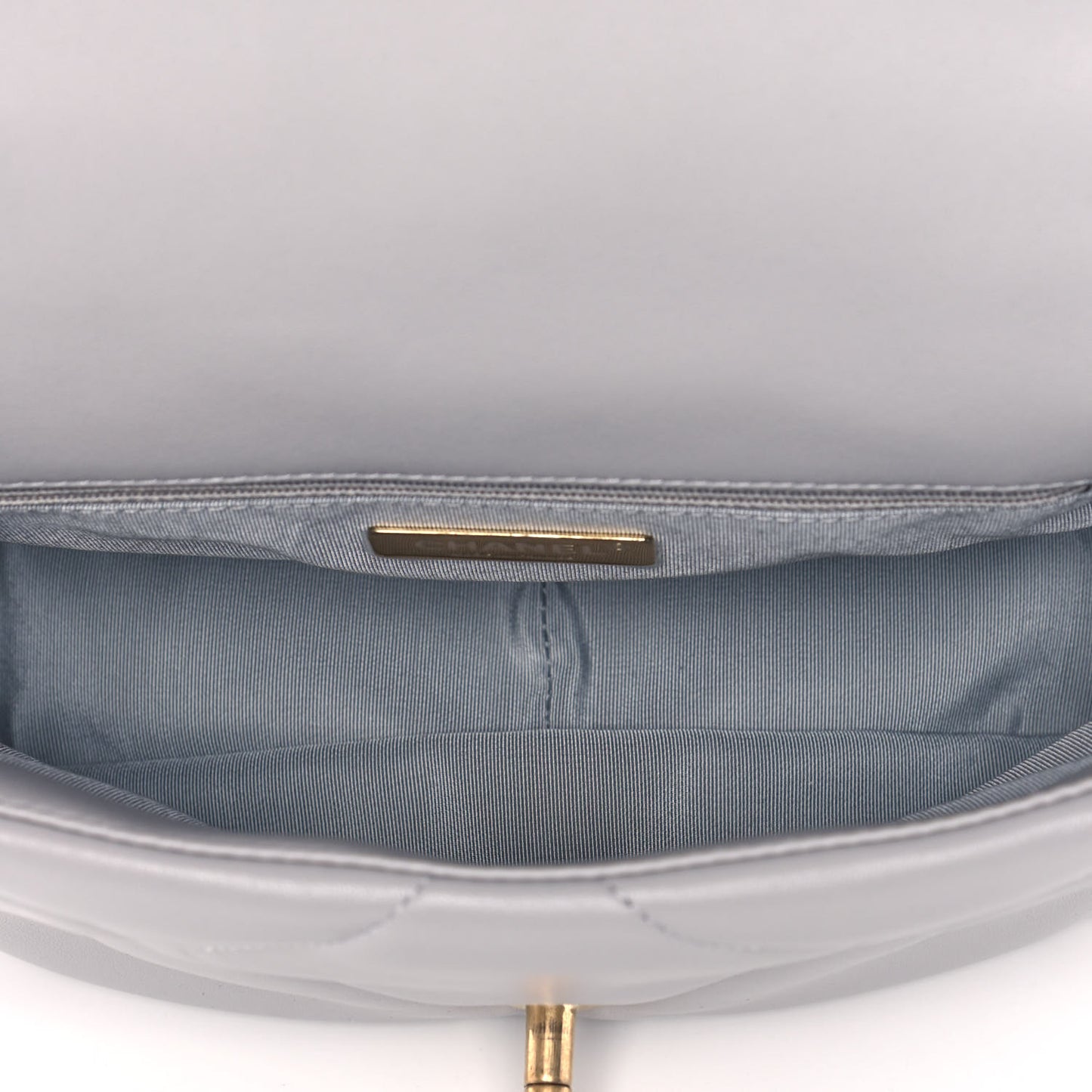 Lambskin Quilted Medium Chanel 19 Flap Grey