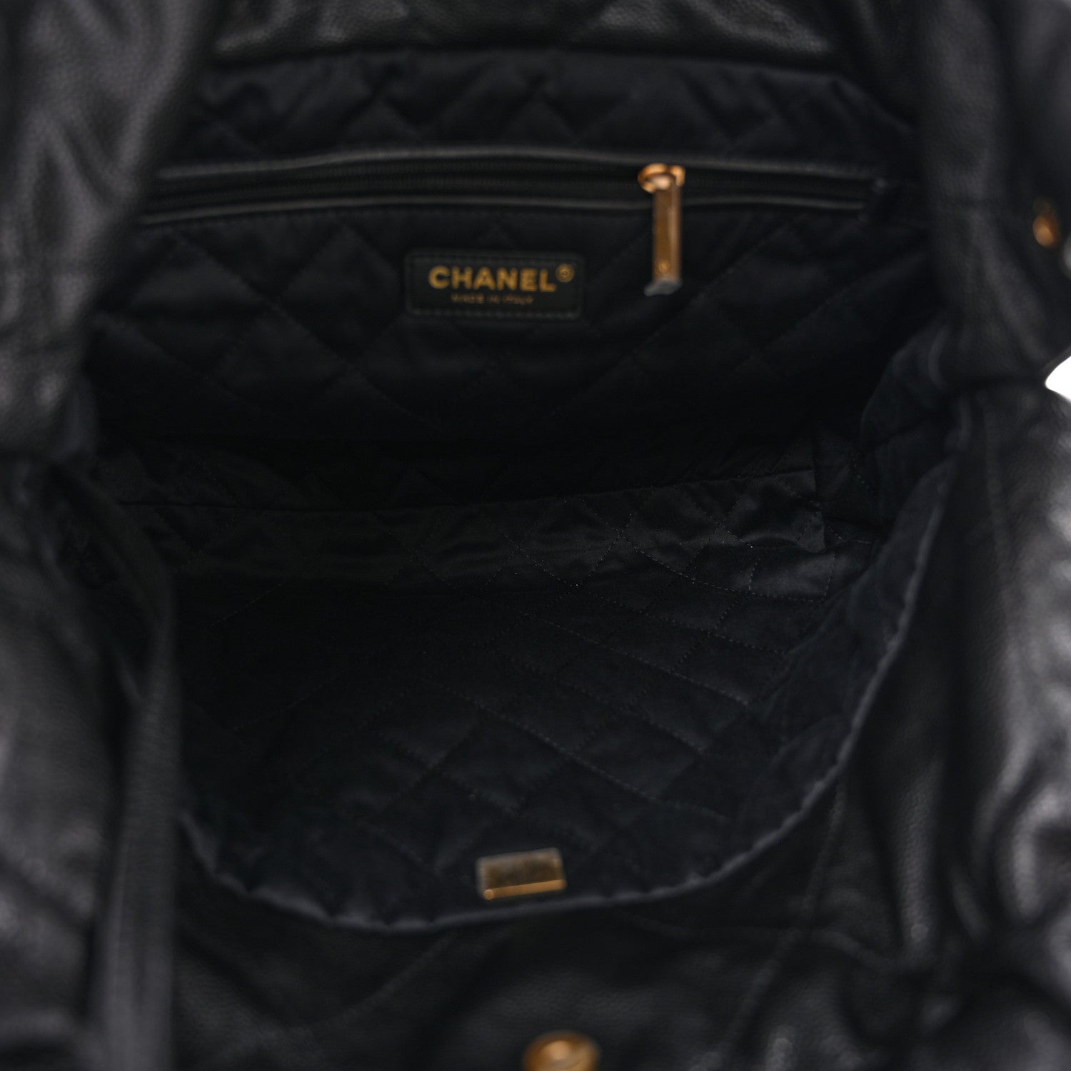Chanel Shiny Caviar Quilted Monochrome Small Chanel 22 Black 6 of 12