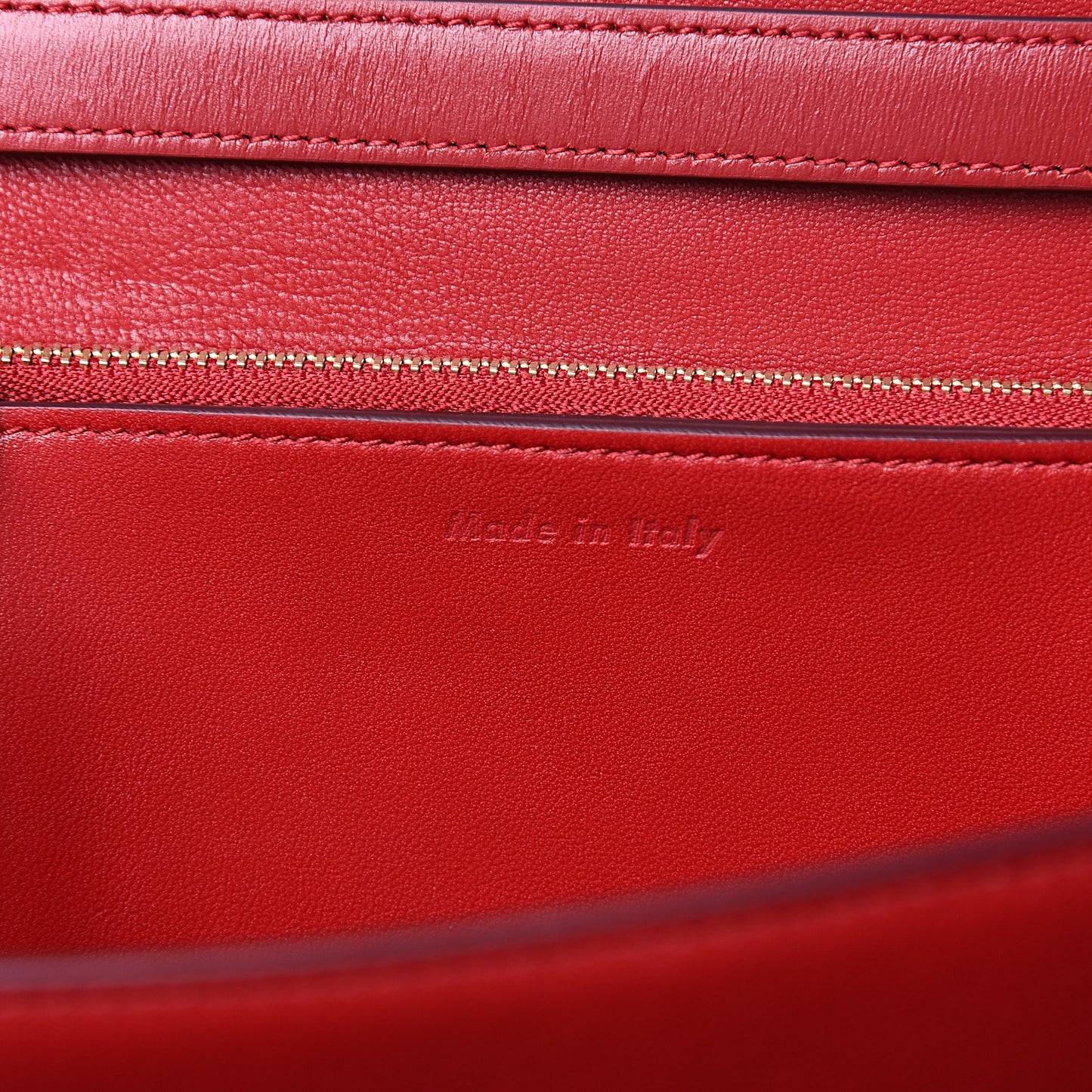 Box Calfskin Medium Classic Box Flap Bag Red