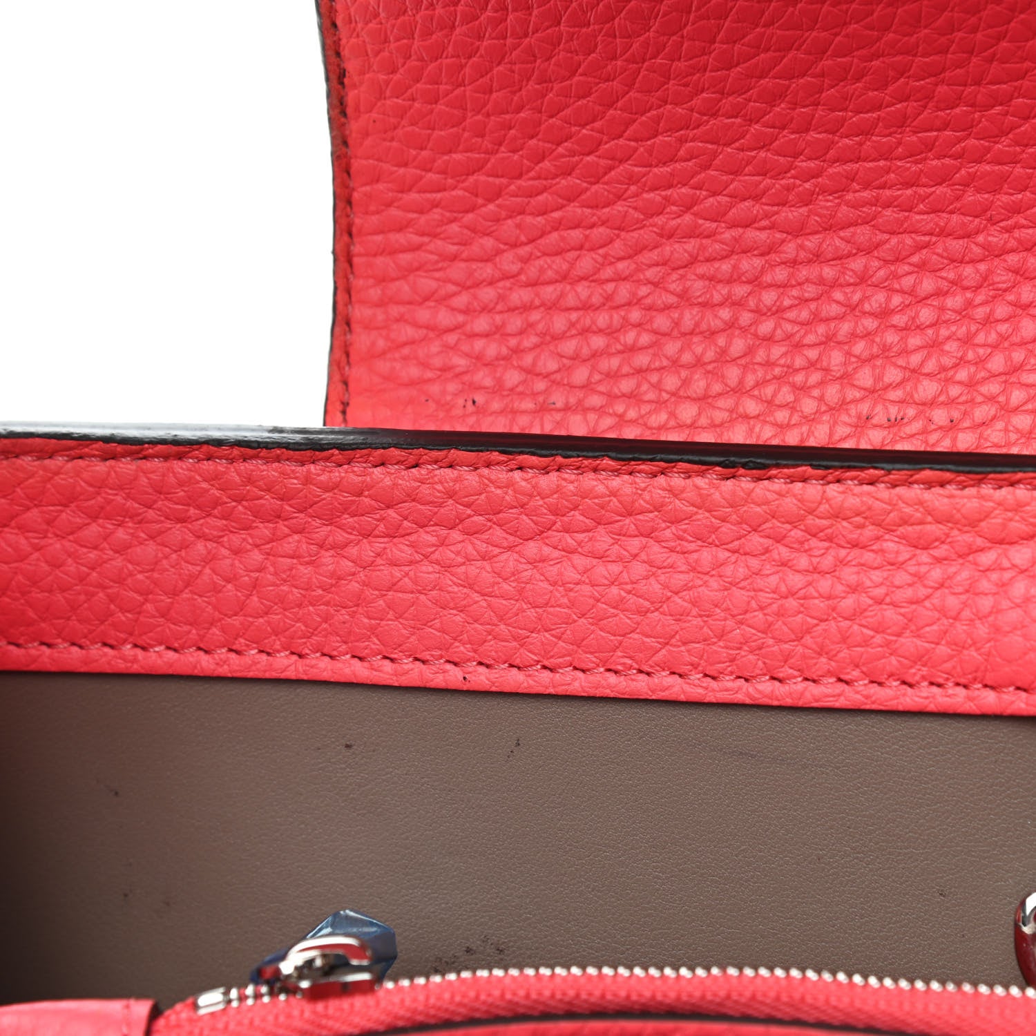 Louis Vuitton Taurillon Capucines MM Rose Litchi 15 of 15