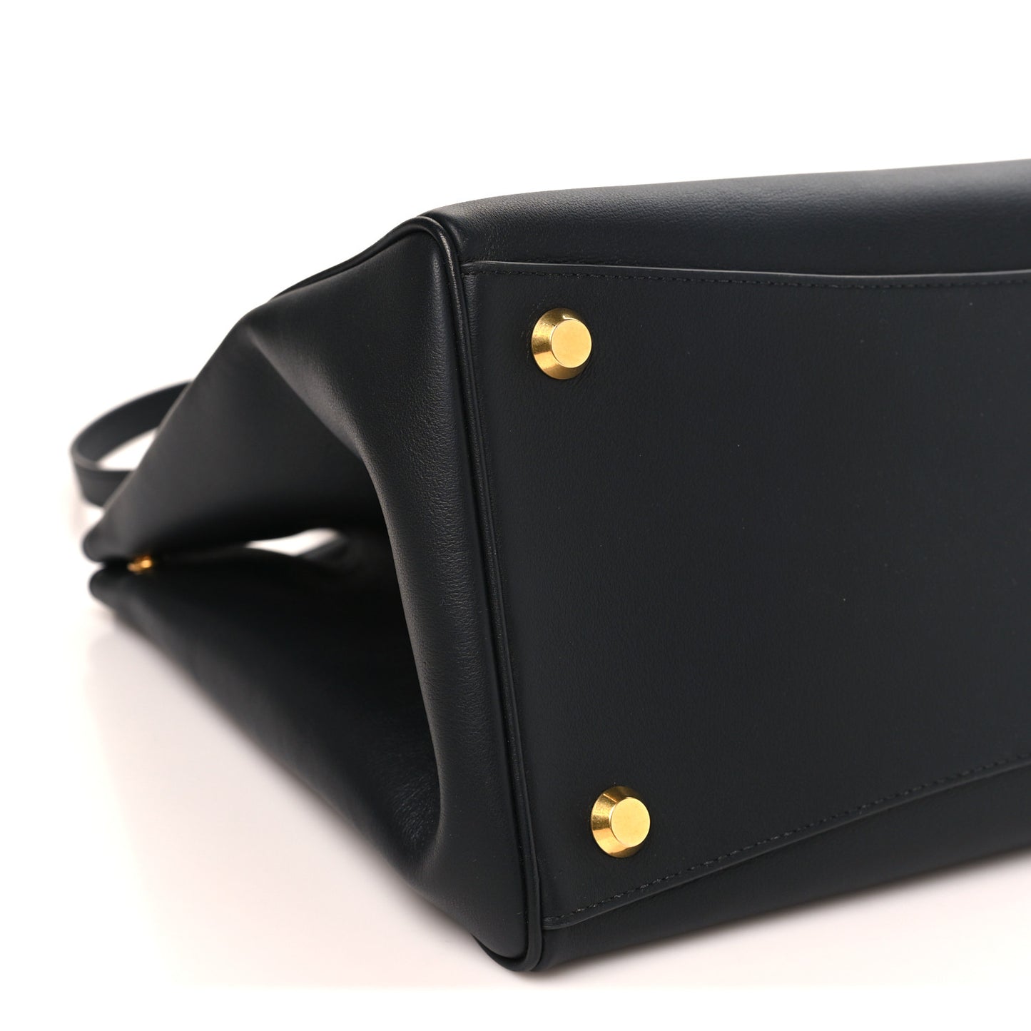 Smooth Calfskin Hampton Carry All Bag Black