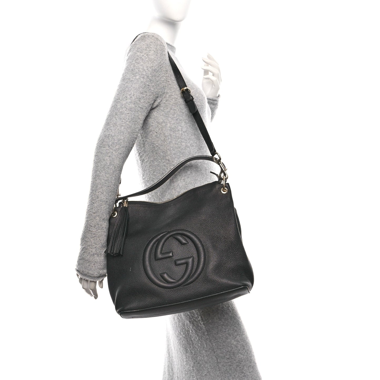 Pebbled Calfskin Large Soho Hobo Black