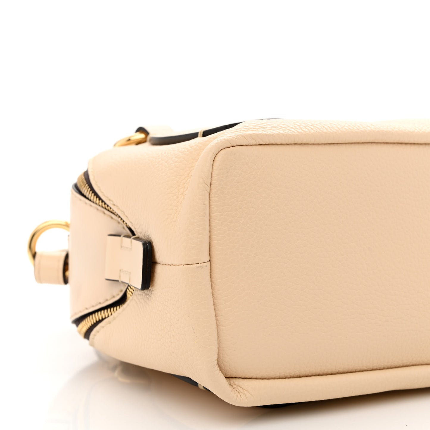 Calfskin Small Daria Sweet Beige