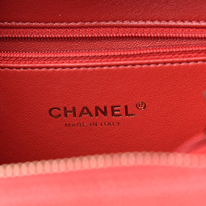 Chanel Caviar Quilted Medium CC Filigree Vanity Case Red 6 of 10