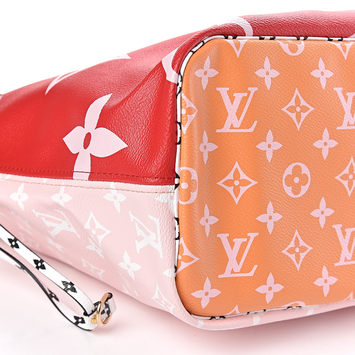 Louis Vuitton Monogram Giant Neverfull MM Rouge 6 of 10