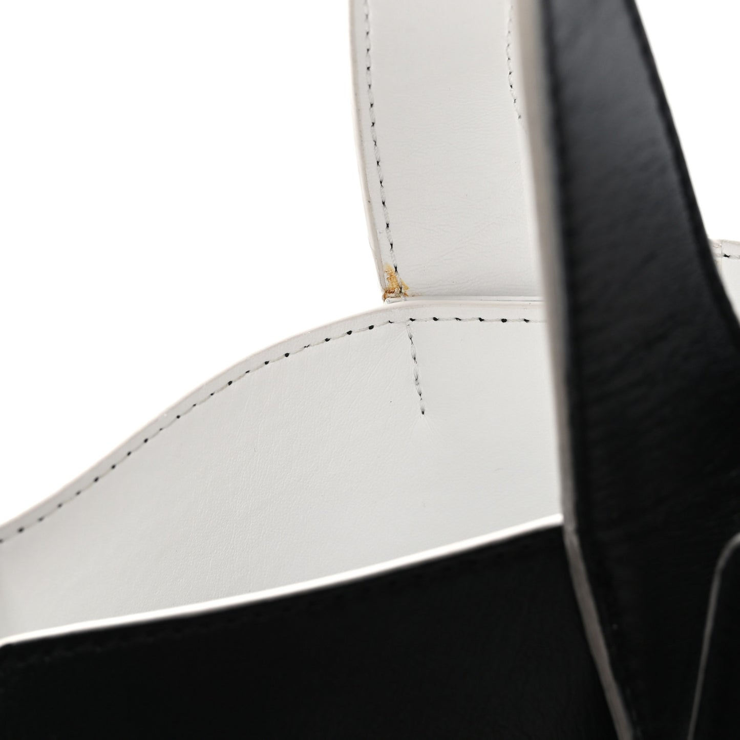 Eco Alter Nappa Crossbody Black