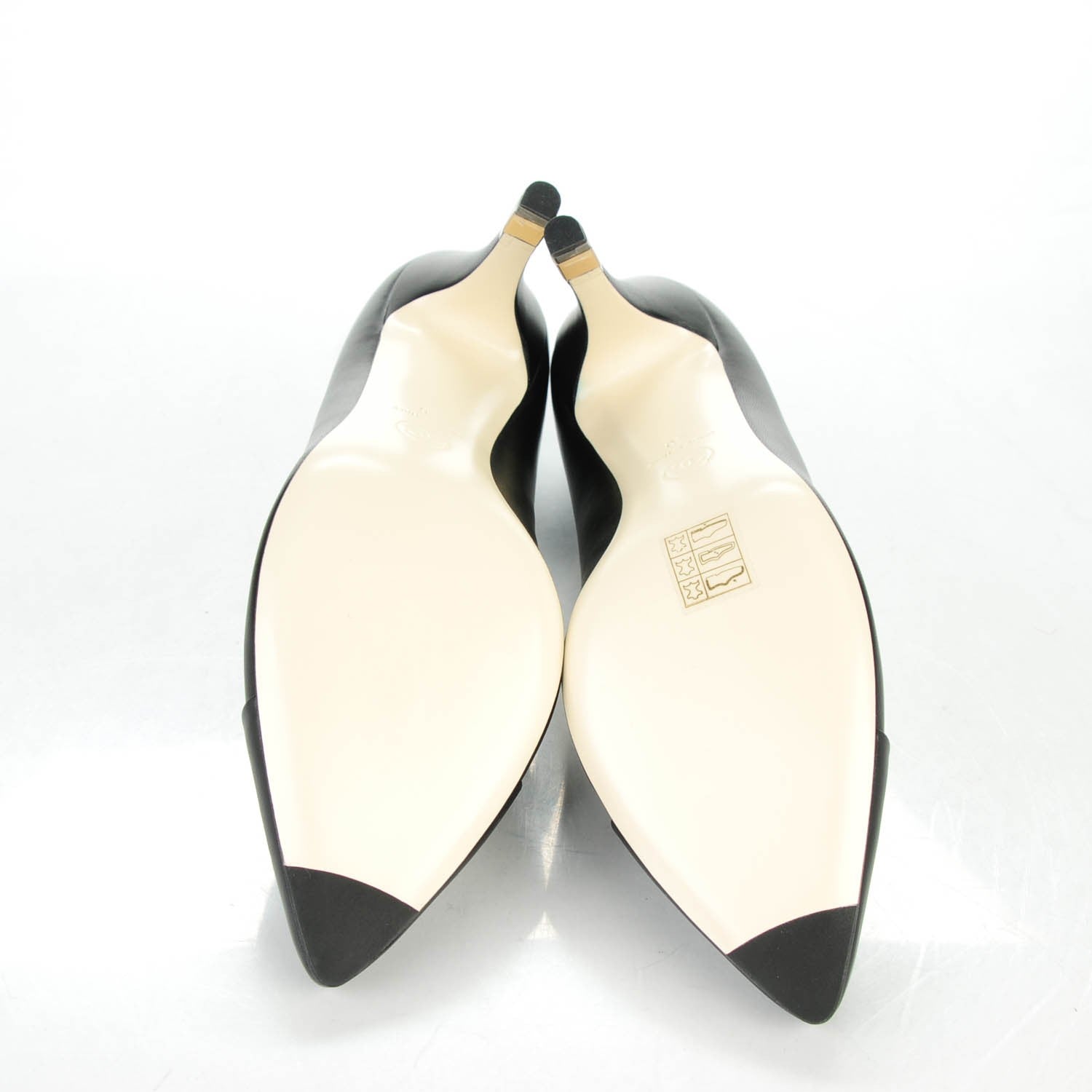 Chanel Lambskin Cap Toe CC Pumps 40 Black 6 of 9
