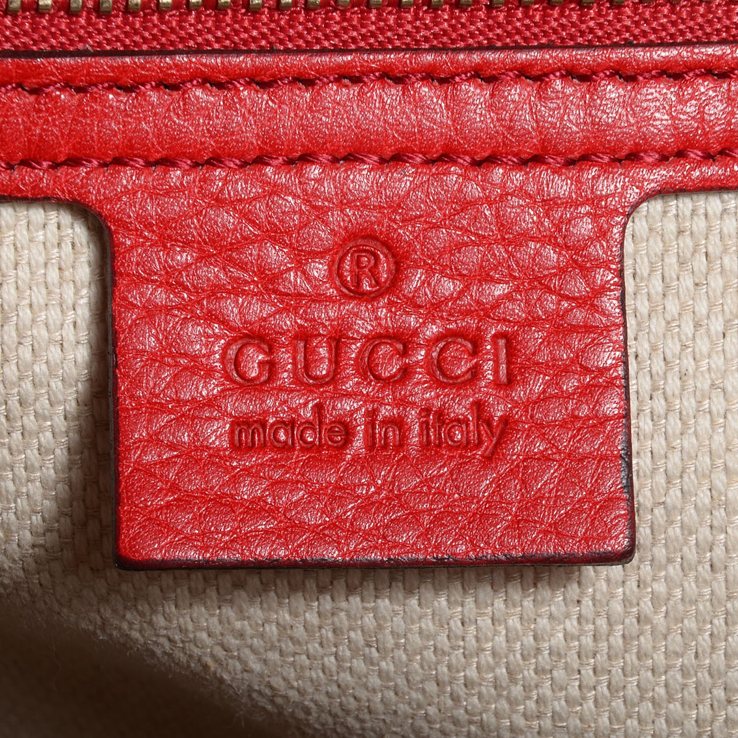 Pebbled Calfskin Large Soho Hobo Red