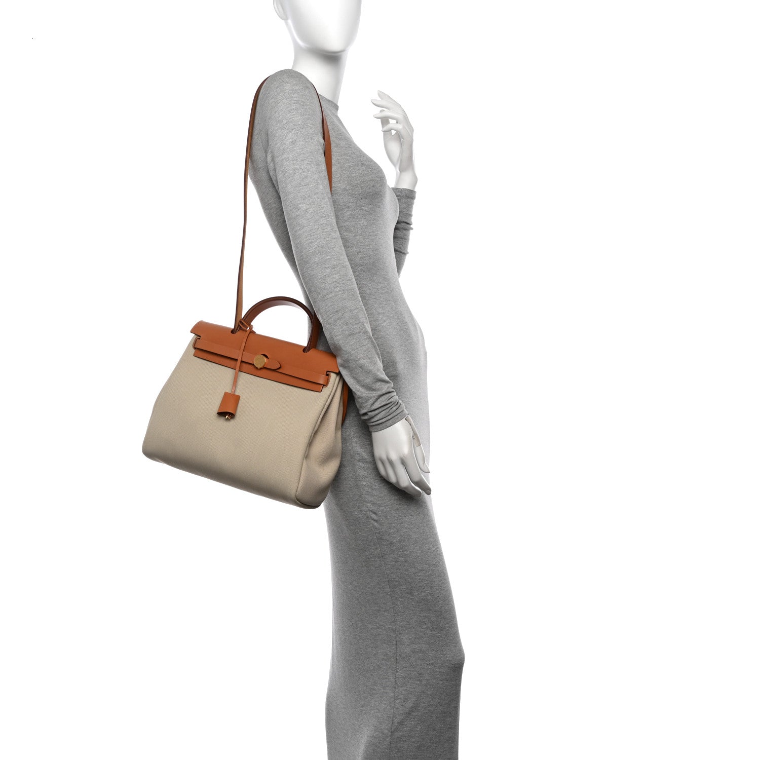 Hermes Military Toile Vache Hunter Herbag Zip Retourne 31 PM Beton Naturel 2 of 12
