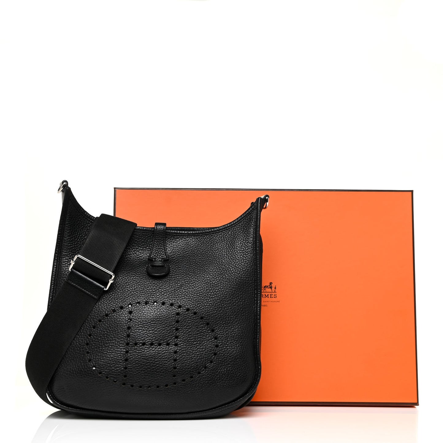 Taurillon Clemence Evelyne III PM Black