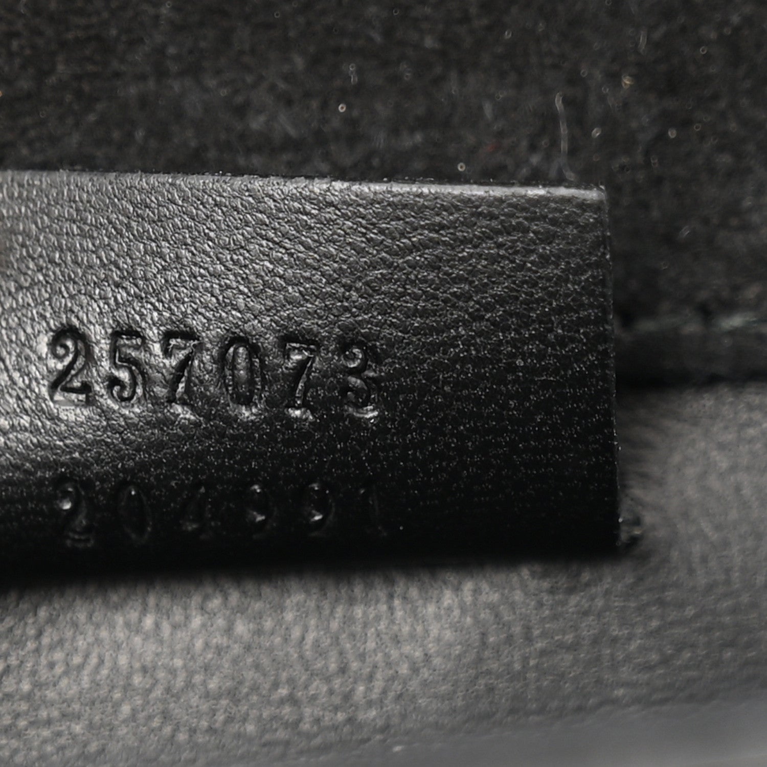Gucci Patent Microguccissima Small Broadway Clutch Black 7 of 8