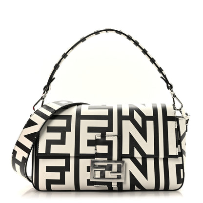 Fendi X MARC JACOBS Vitello Seta Logo Print Baguette White Black 1 of 8