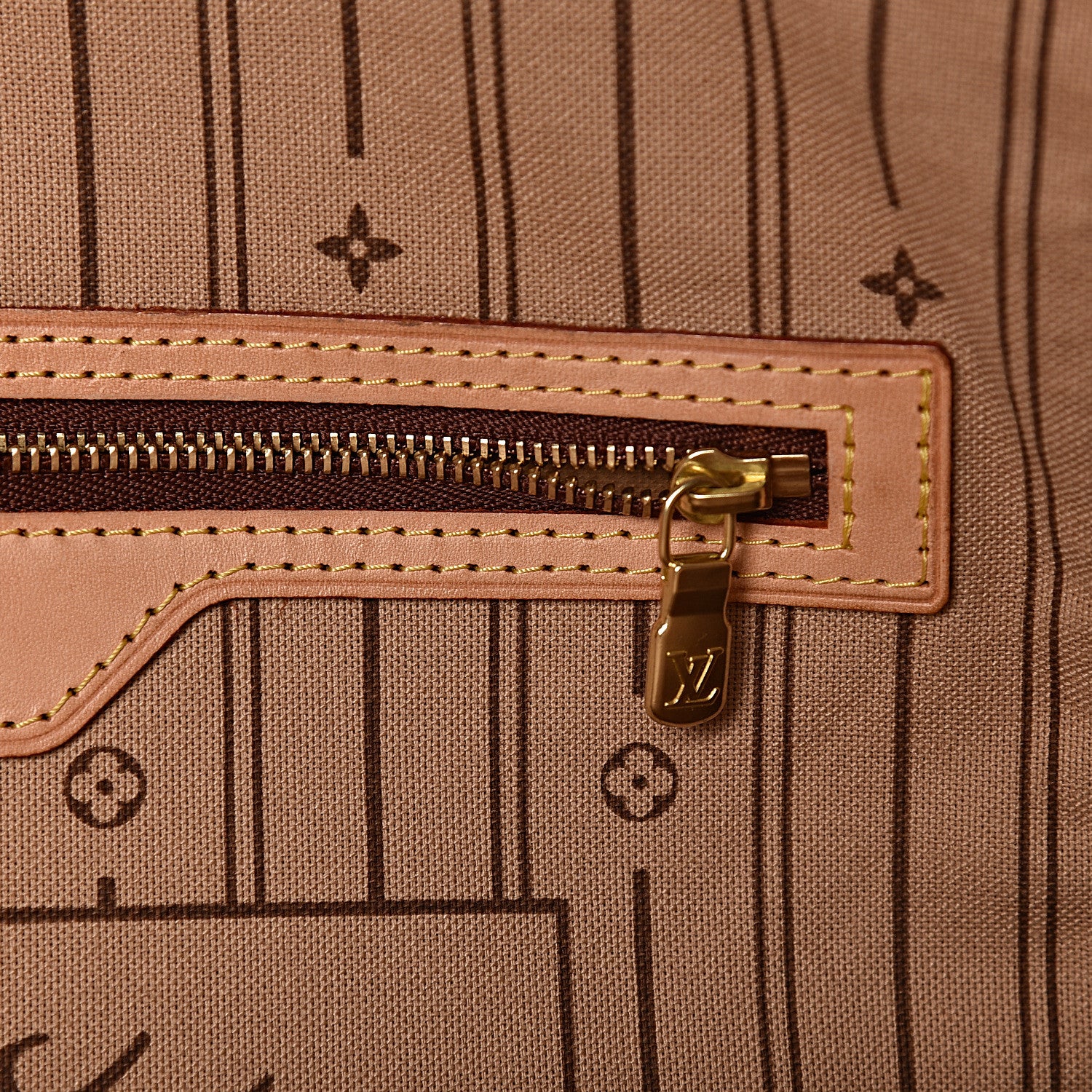 Louis Vuitton Monogram Neverfull MM 9 of 16