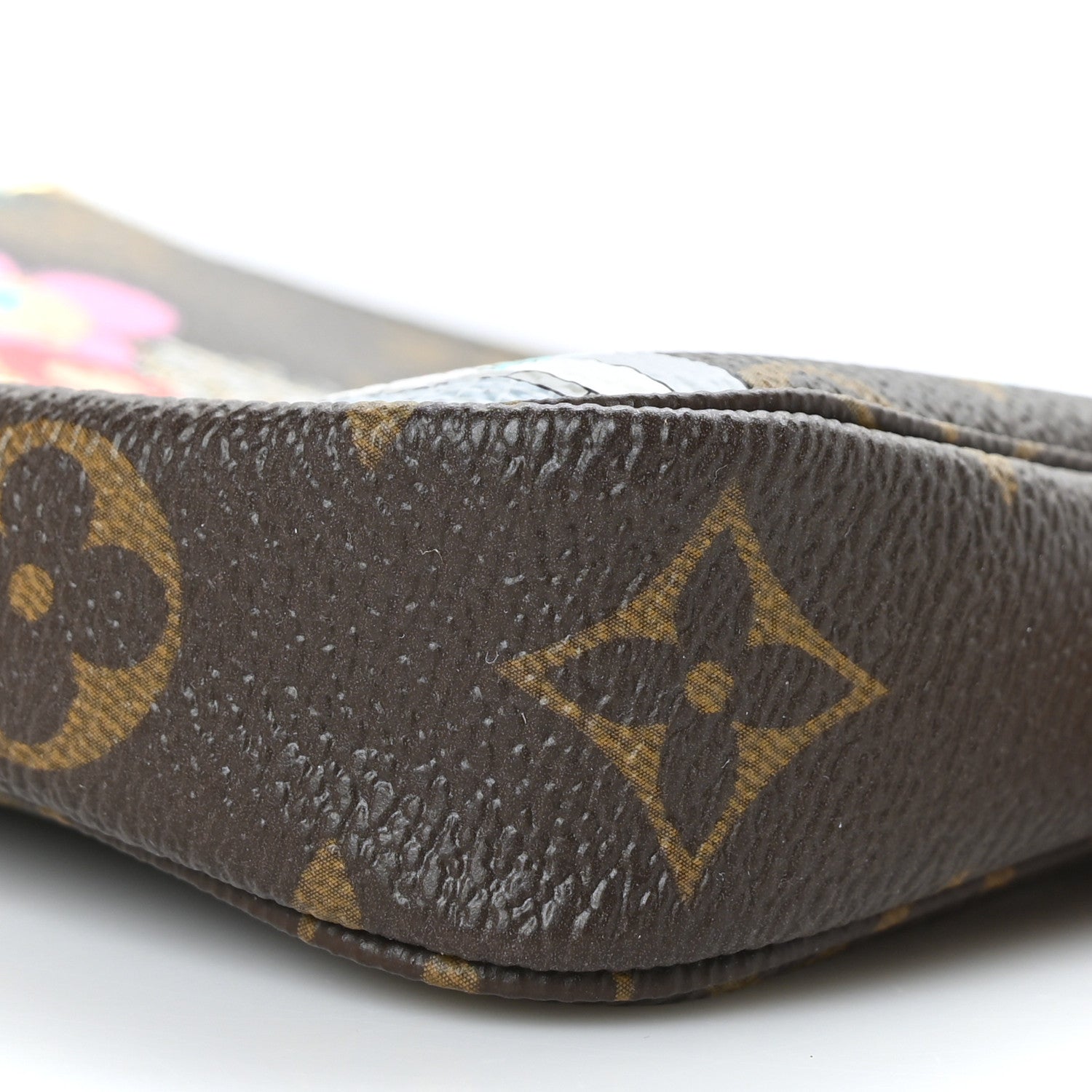 Louis Vuitton Monogram 2022 Christmas Animation Paris Mini Pochette Accessories Pink 8 of 8