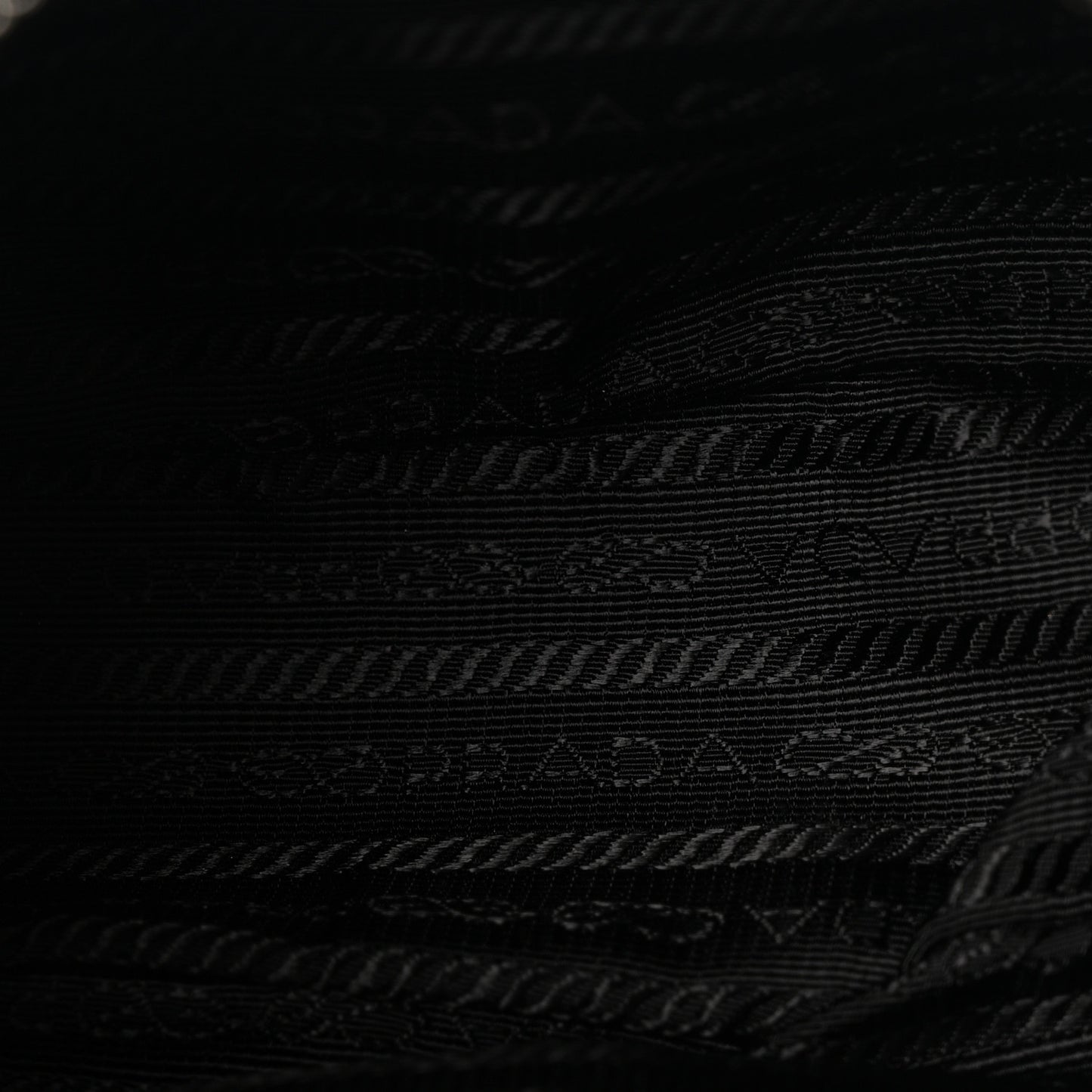 Re-Nylon Saffiano Re-Edition 2005 Shoulder Bag Black