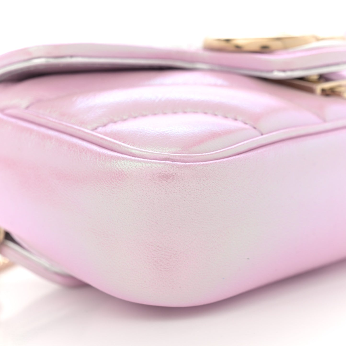 Iridescent Nappa Chevron Matelasse Super Mini GG Marmont Shoulder Bag Iridescent Escape Pink