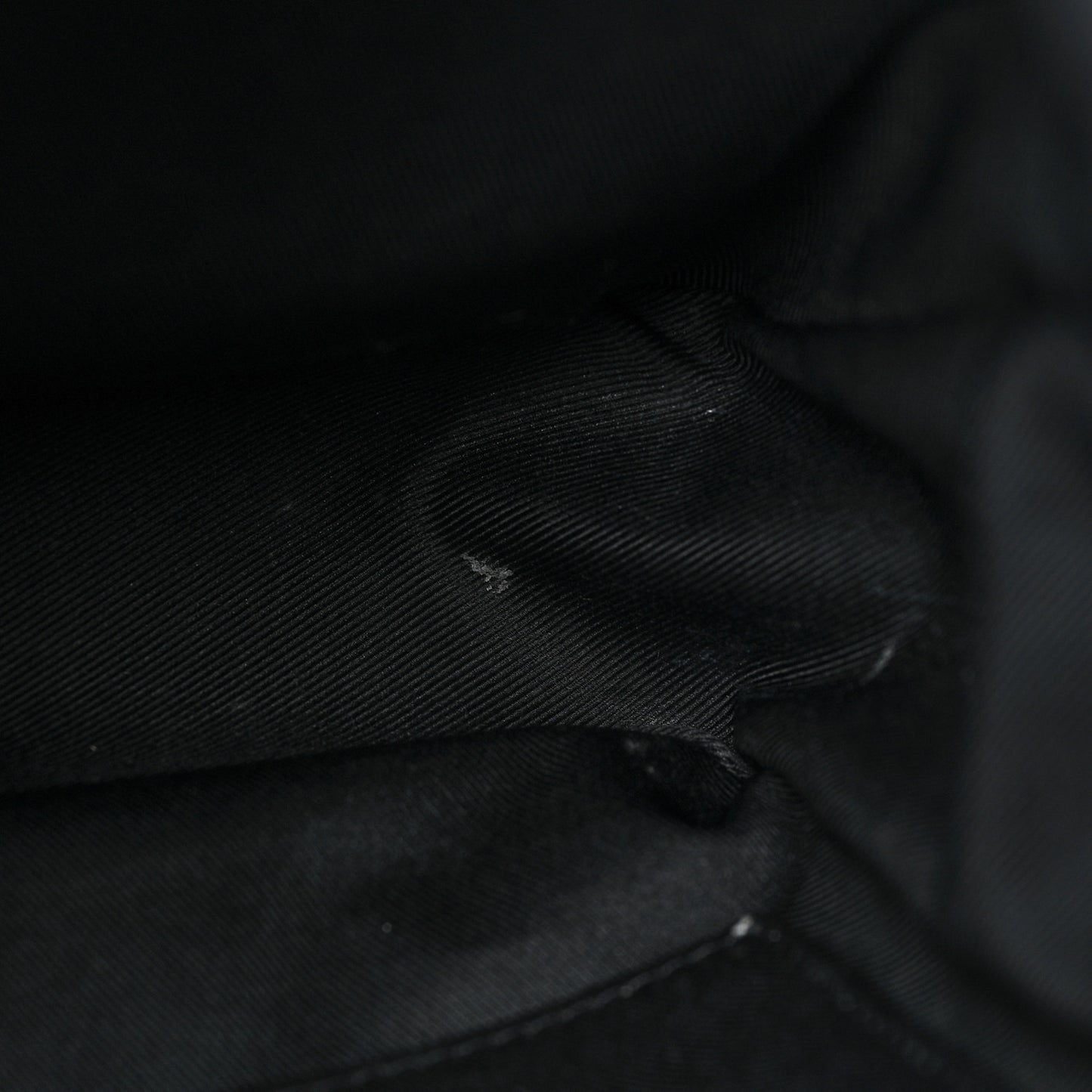 Monogram Macassar Christopher Messenger