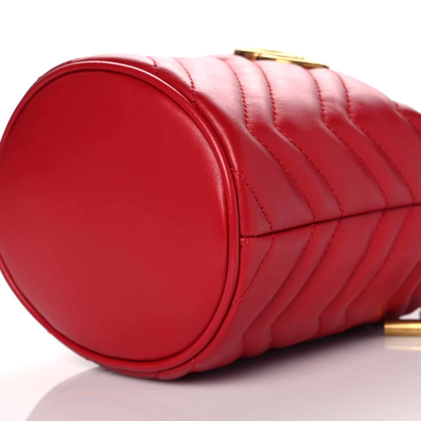 Calfskin Matelasse Mini GG Marmont 2.0 Bucket Bag Hibiscus Red
