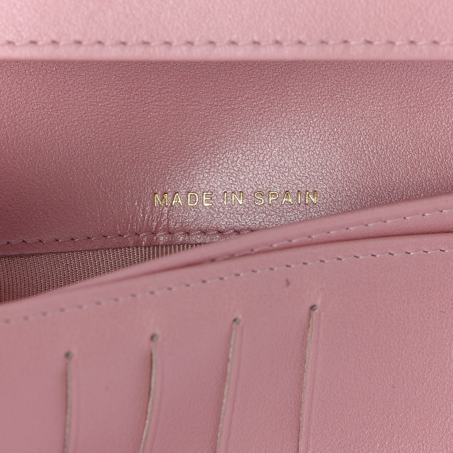 Iridescent Caviar Quilted Yen Wallet Rose Pink