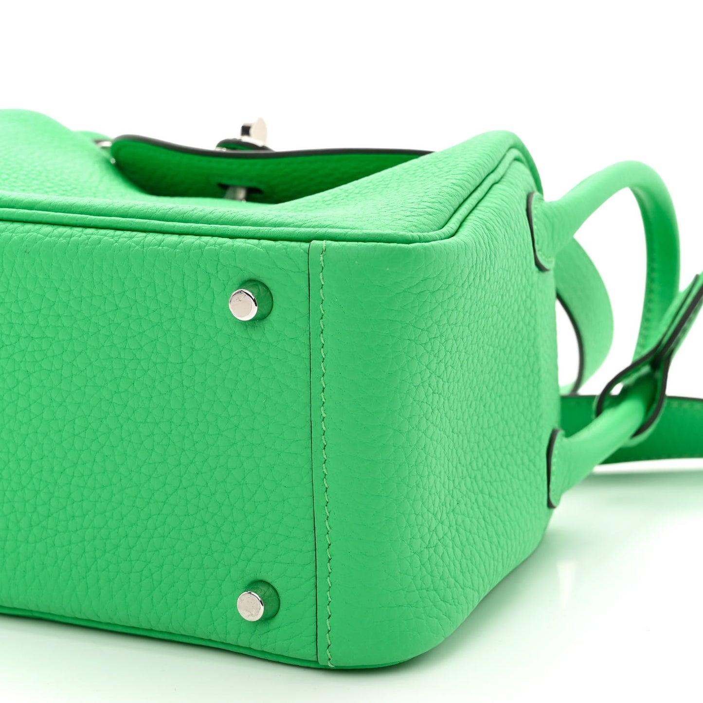 Taurillon Clemence Mini Lindy 20 Vert Comics