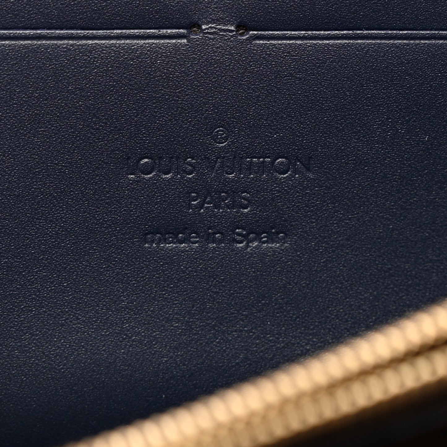 Vernis Miroir Clemence Wallet Blue