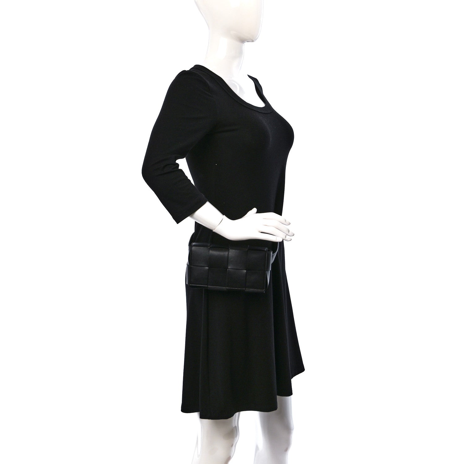 Bottega Veneta Nappa Maxi Intreccio The Belt Cassette Bag Black 2 of 7