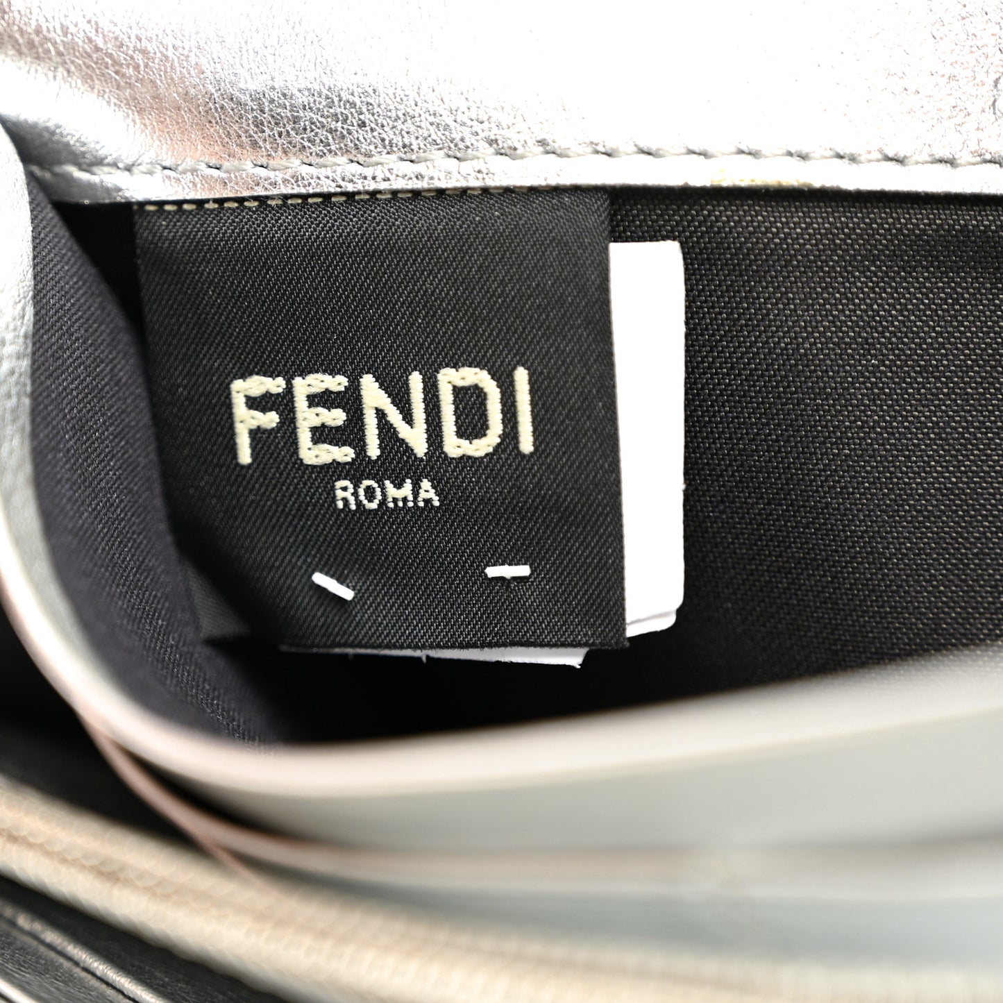 Metallic Calfskin Continental Wallet On Chain Argento