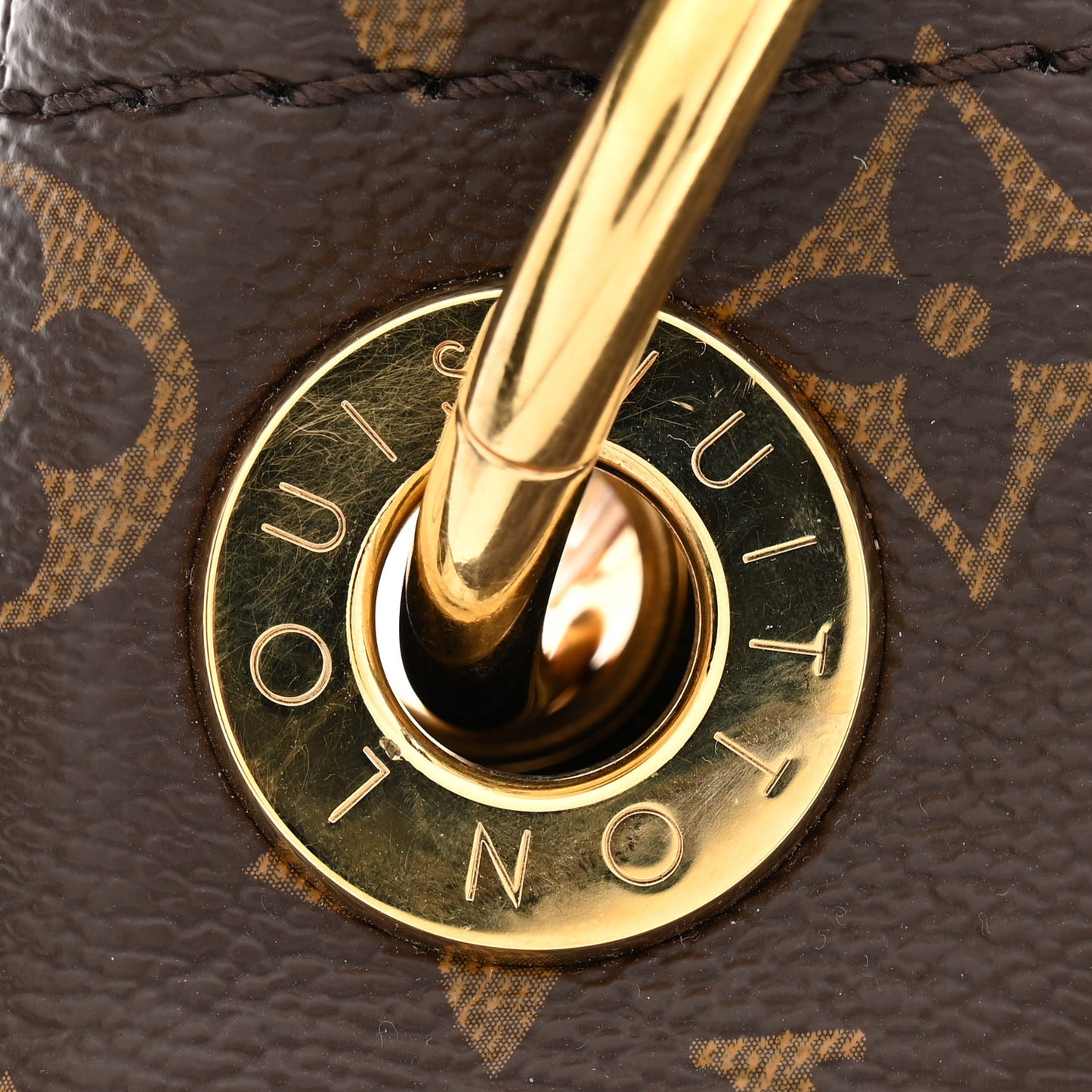 Monogram Artsy MM