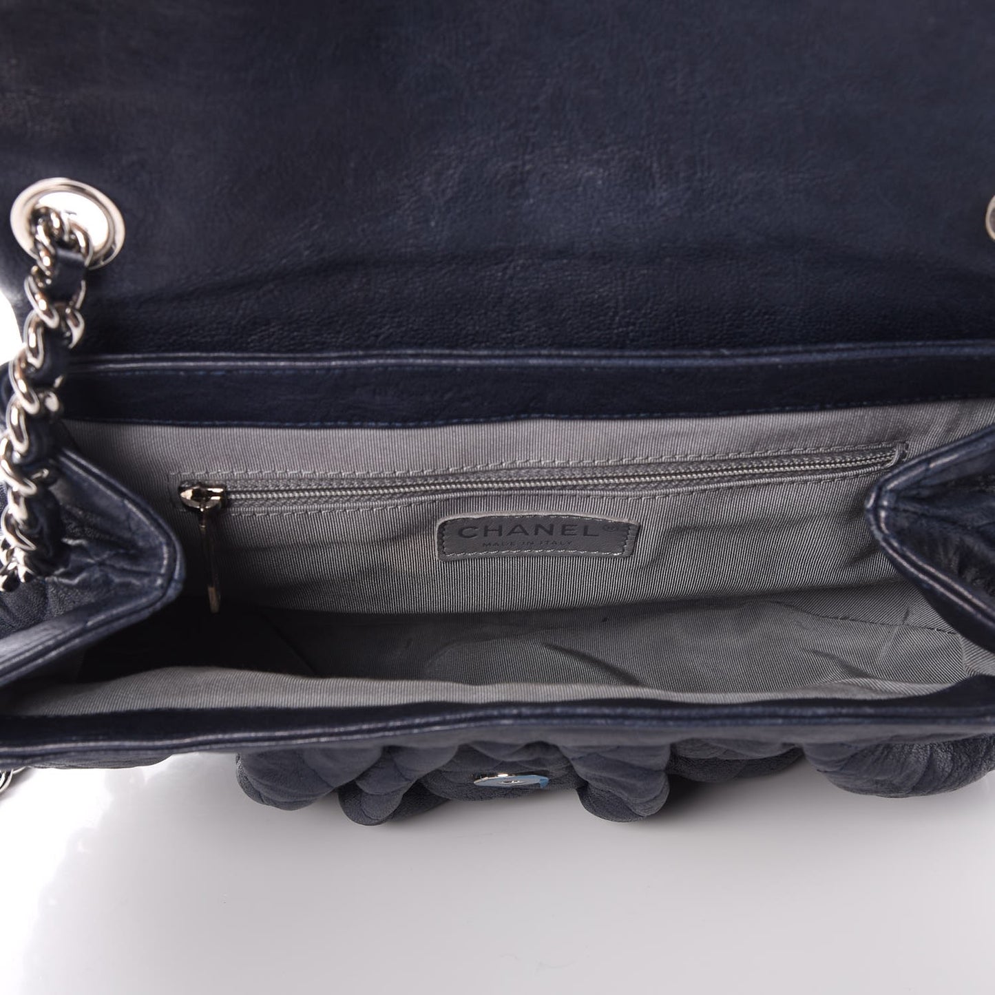 Washed Lambskin Quilted Medium Chain Around Messenger Blue